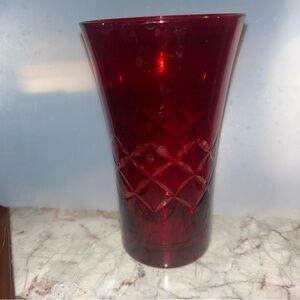 Deep Ruby Red Cut-Pattern Glass drinking glasses, set of 4